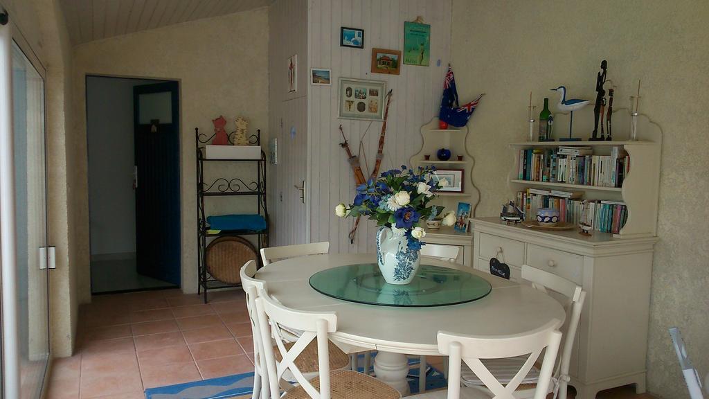 Chambre D'Hotes Armoise Lagord Oda fotoğraf